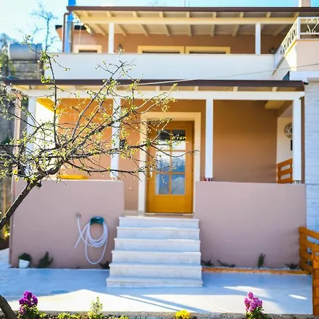 Kuci, Drobonik 빌라