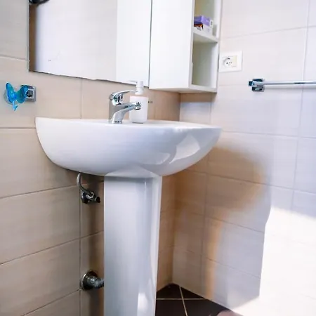 Kuci, Drobonik Берат
