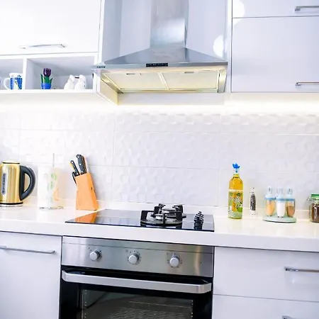 Kuci, Drobonik 빌라 베라트