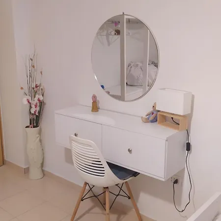 Kuci, Drobonik * 베라트