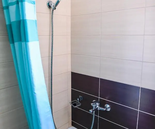 Villa Kuci, Drobonik *