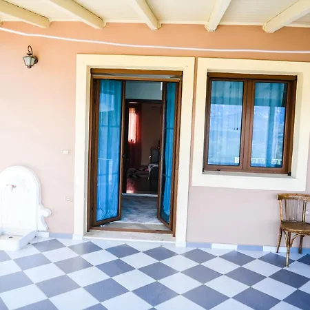 Villa Kuci, Drobonik Berat