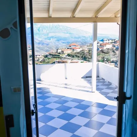 Villa Kuci, Drobonik