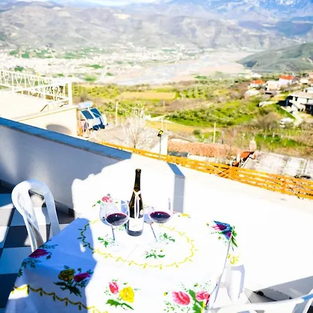 Villa Kuci, Drobonik *