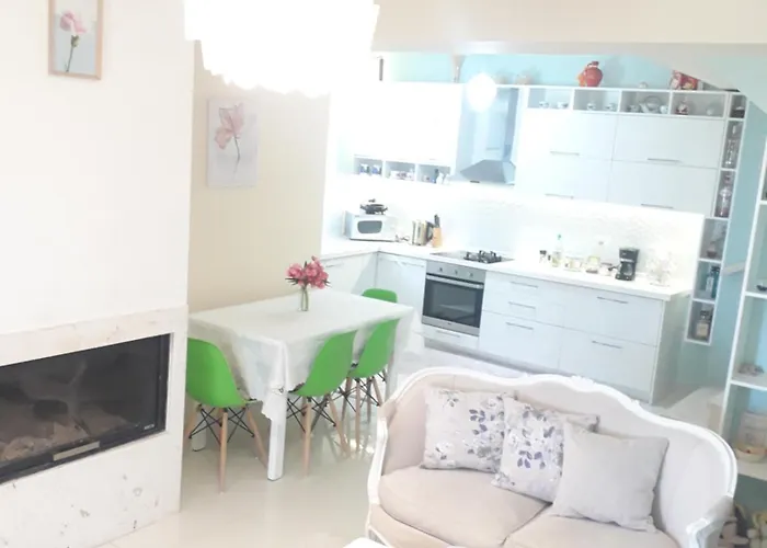 Kuci, Drobonik Villa Berat